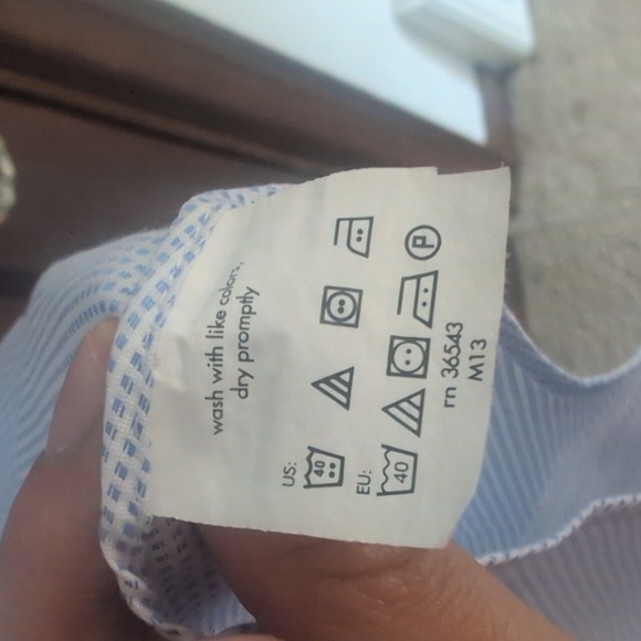 Calvin Klein Bundle Of Three Non Iron Long Sleeve Dress Shirts Size 17 - Picture 7 of 11